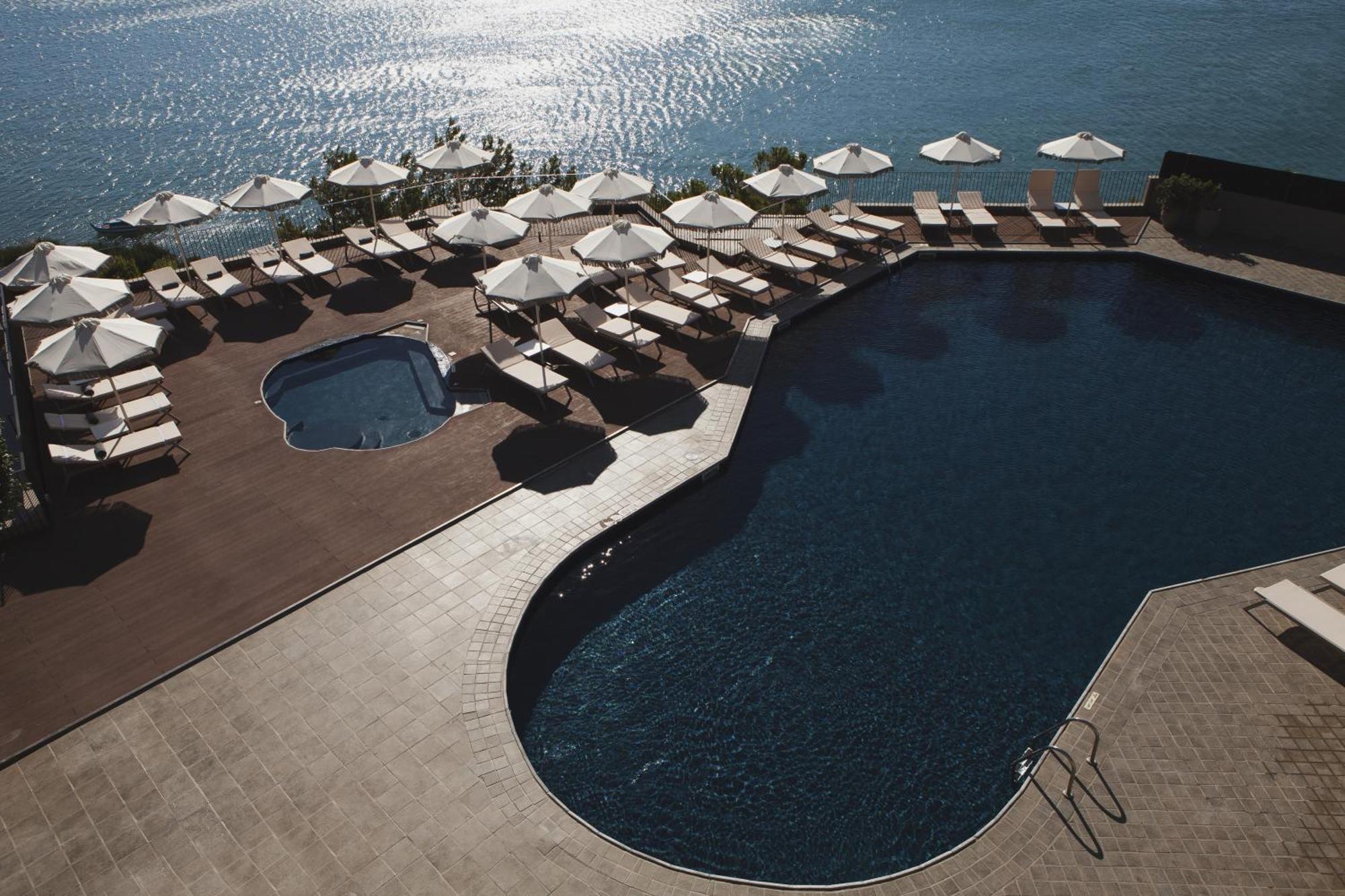 Domes Aulus Elounda All-Inclusive Resort, Adults Only, Curio By Hilton Bagian luar foto